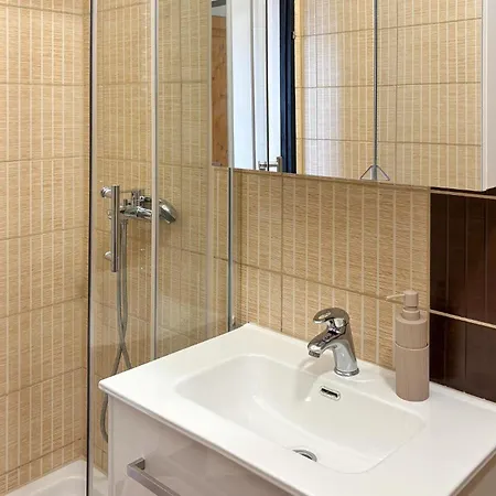 Apartament Awesome In With Wifi Krnica